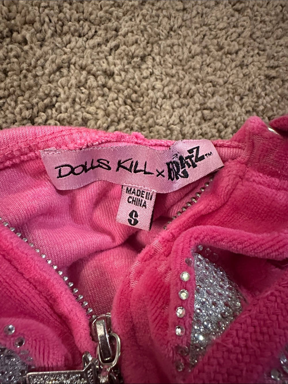 Pink Dolls Kill x Bratz Velour Cropped Jacket - Picture 7 of 7